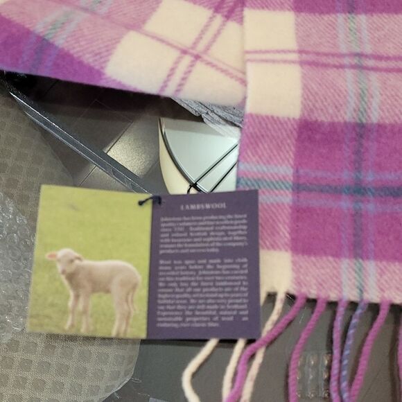 JOHNSTON LAMBSWOOL SCOTLAND FRINGED TARTAN SCARF - Picture 4 of 6